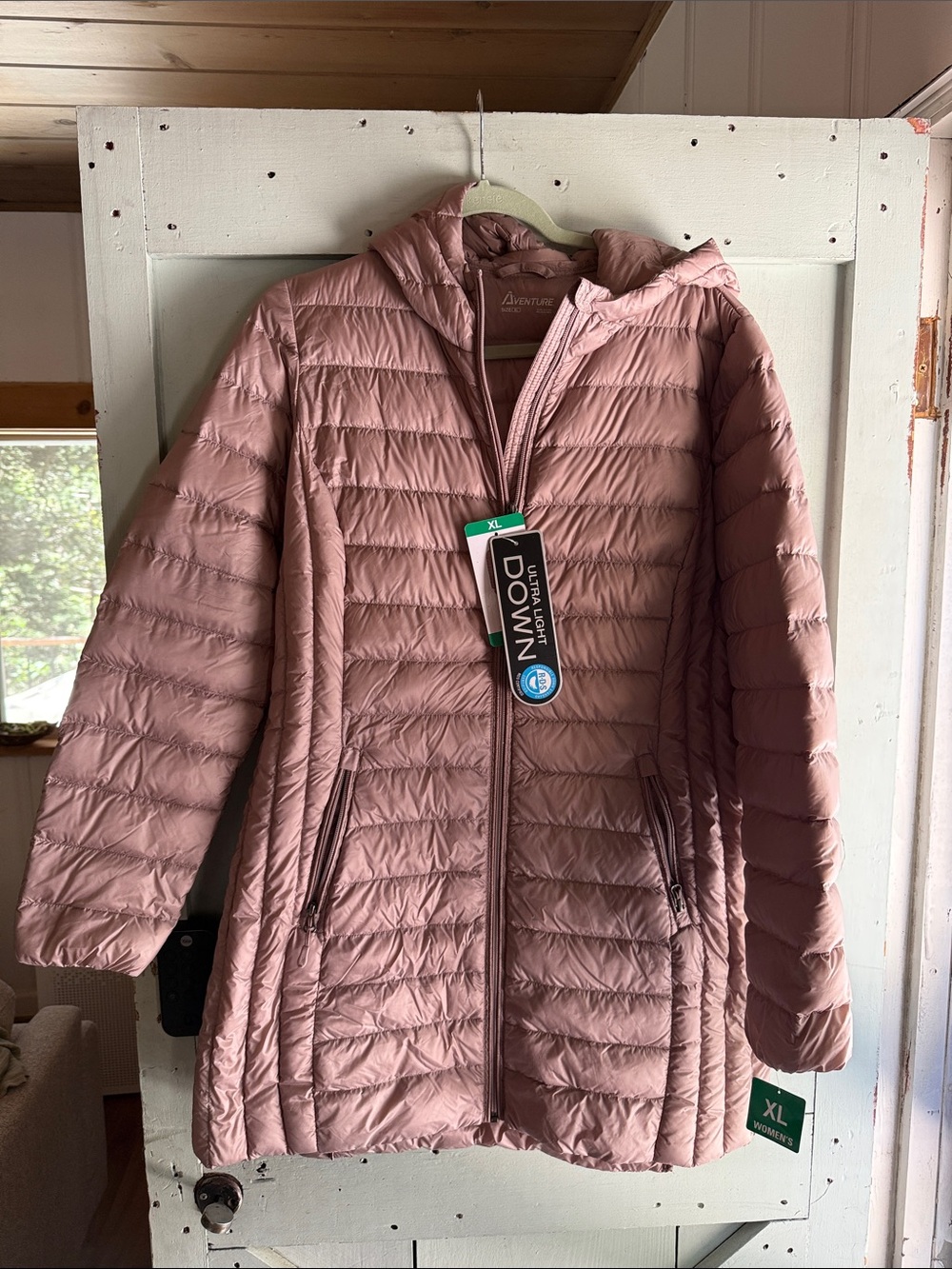 Women’s Lightweight Down Hooded Jacket - Dusty Rose